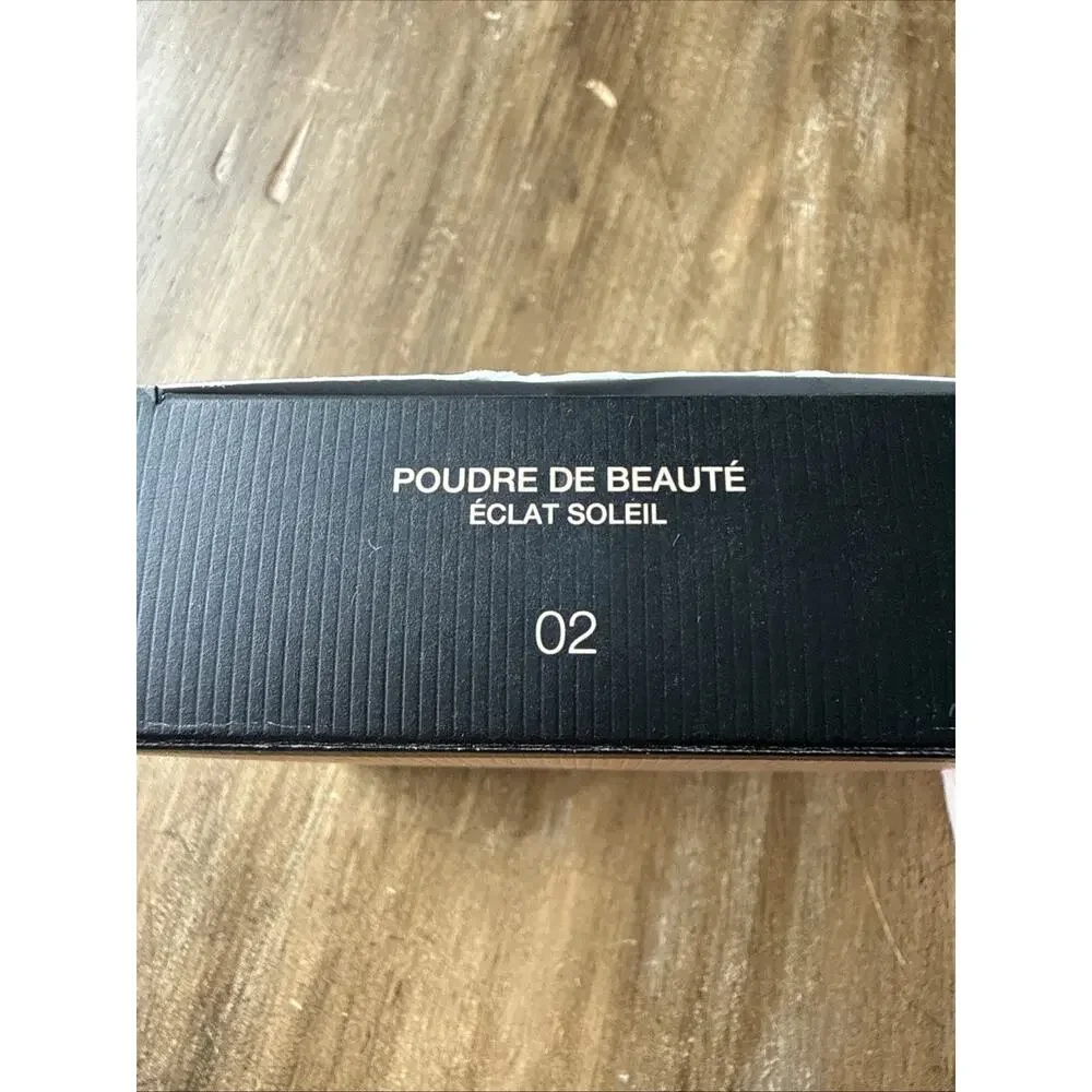 Gucci Poudre de Beauté Éclat Soleil Bronzer 03 Medium – Rare Discontinued NIB